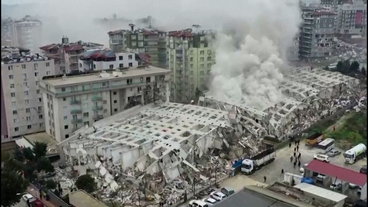 Po zemětřesení v Turecku se pohřešuje Češka